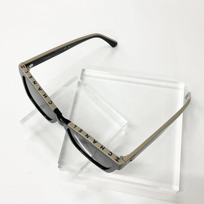 Chanel Sunglasses CC Logo Square Eyewear — view 4