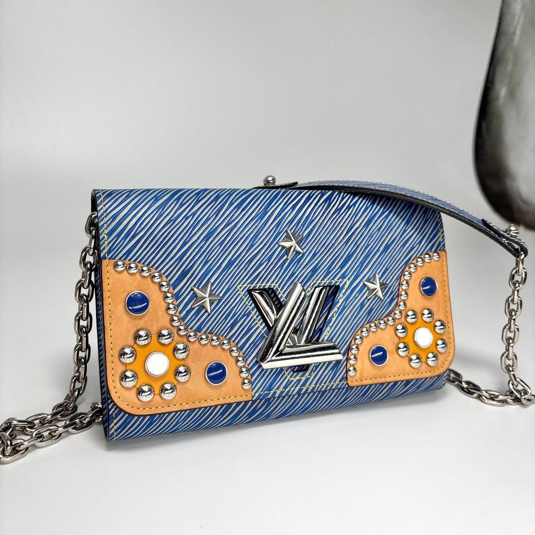 Louis Vuitton Epi Denim Twist Chain Shoulder — view 3