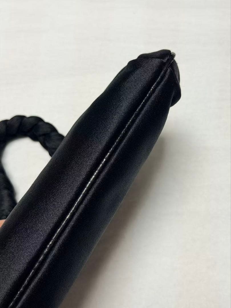 Gucci Tom Ford Era Satin Handbag Tassel Braided Handle — view 5