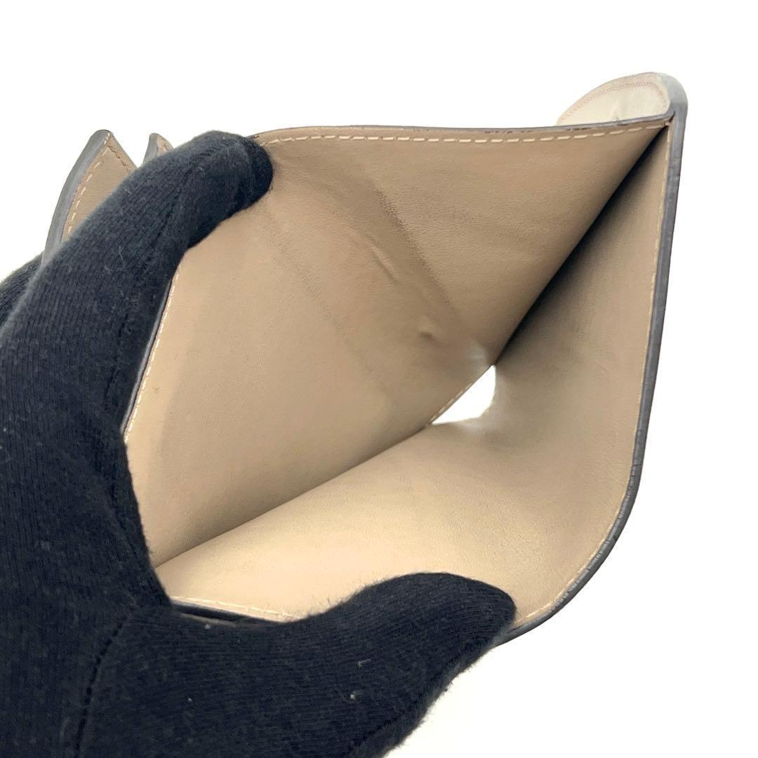 Louis Vuitton Mahina Portefeuille Iris Compact Bifold Wallet Galle — view 6