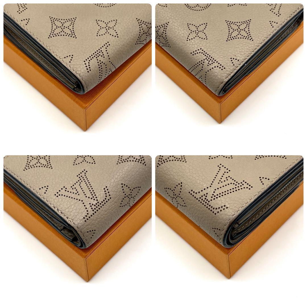 Louis Vuitton Mahina Portefeuille Iris Compact Bifold Wallet Galle — view 9