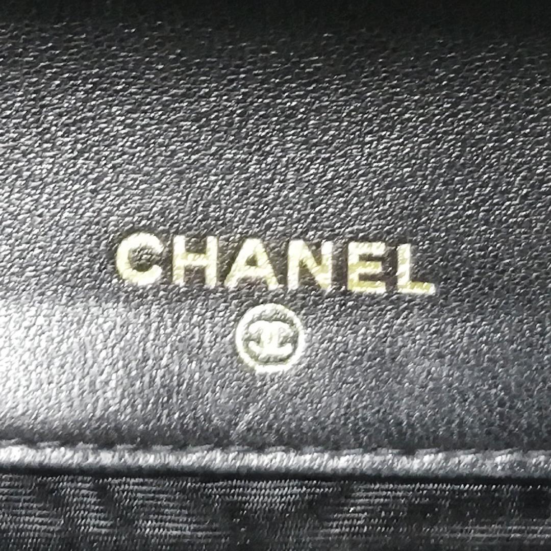 Chanel Caviar Leather Bifold Wallet Chain Black — view 5