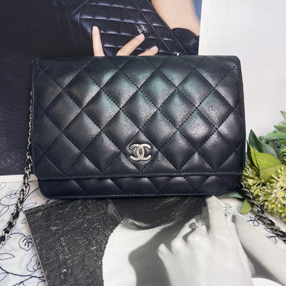 Chanel Chain Wallet Black Quilted — view 2