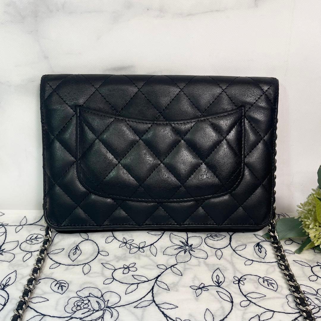 Chanel Chain Wallet Black Quilted — view 3