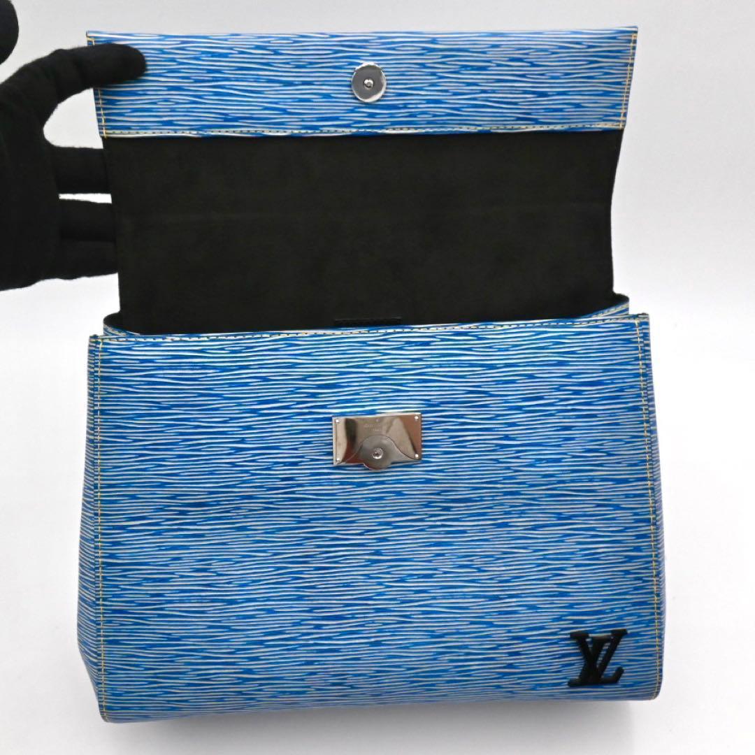 Louis Vuitton Epi Denim Cluny MM Handbag 2-Way Blue — view 4
