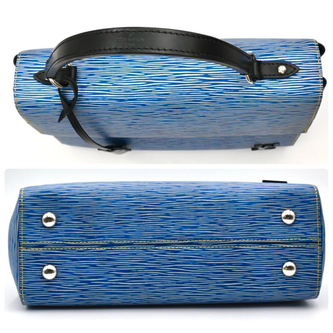 Louis Vuitton Epi Denim Cluny MM Handbag 2-Way Blue — view 8