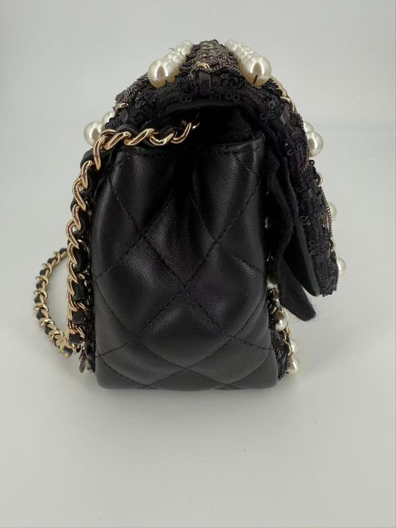Chanel Pearl Mini Quilted — view 6