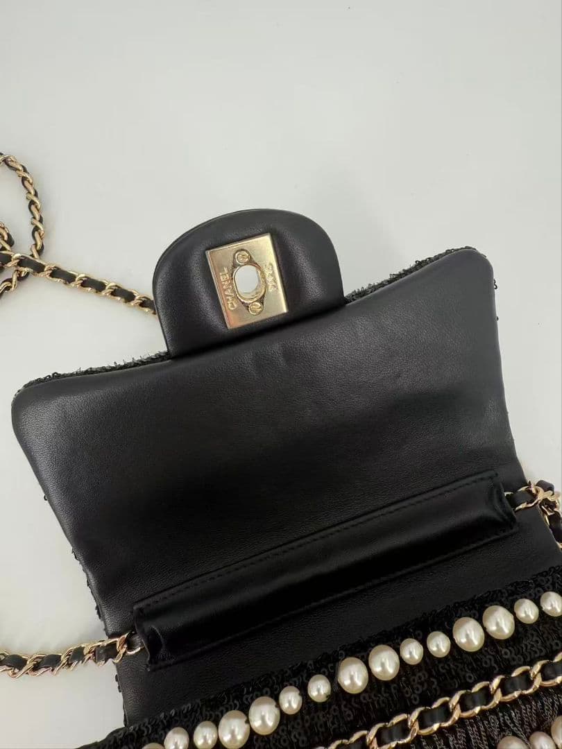 Chanel Pearl Mini Quilted — view 8