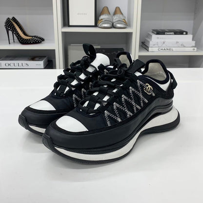 Chanel CC Logo Fabric Leather Sneakers Black White — view 3