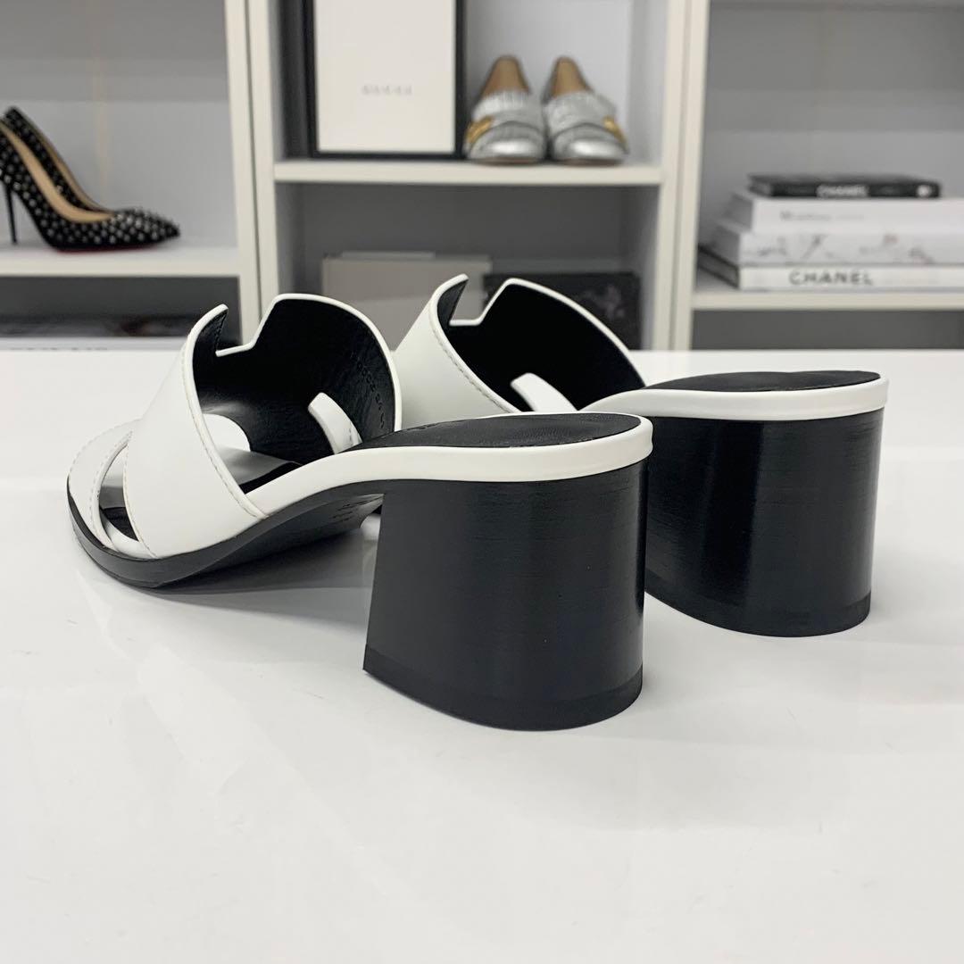Hermes Area 60 Leather Sandals Mule White