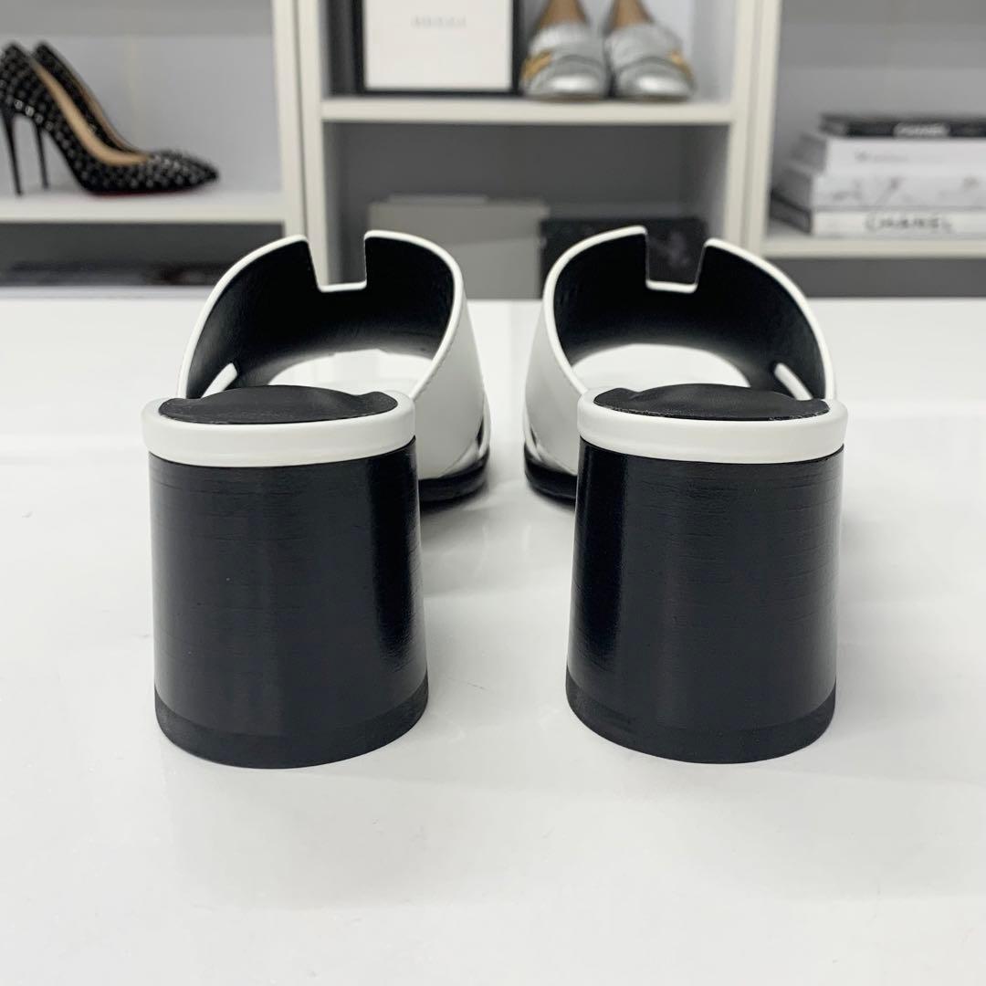 Hermes Area 60 Leather Sandals Mule White