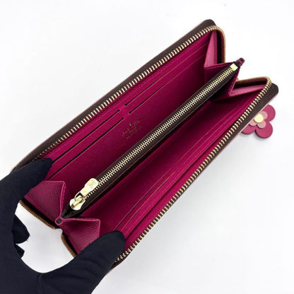Louis Vuitton Portefeuille Clemence Flower Charm Wallet — view 3