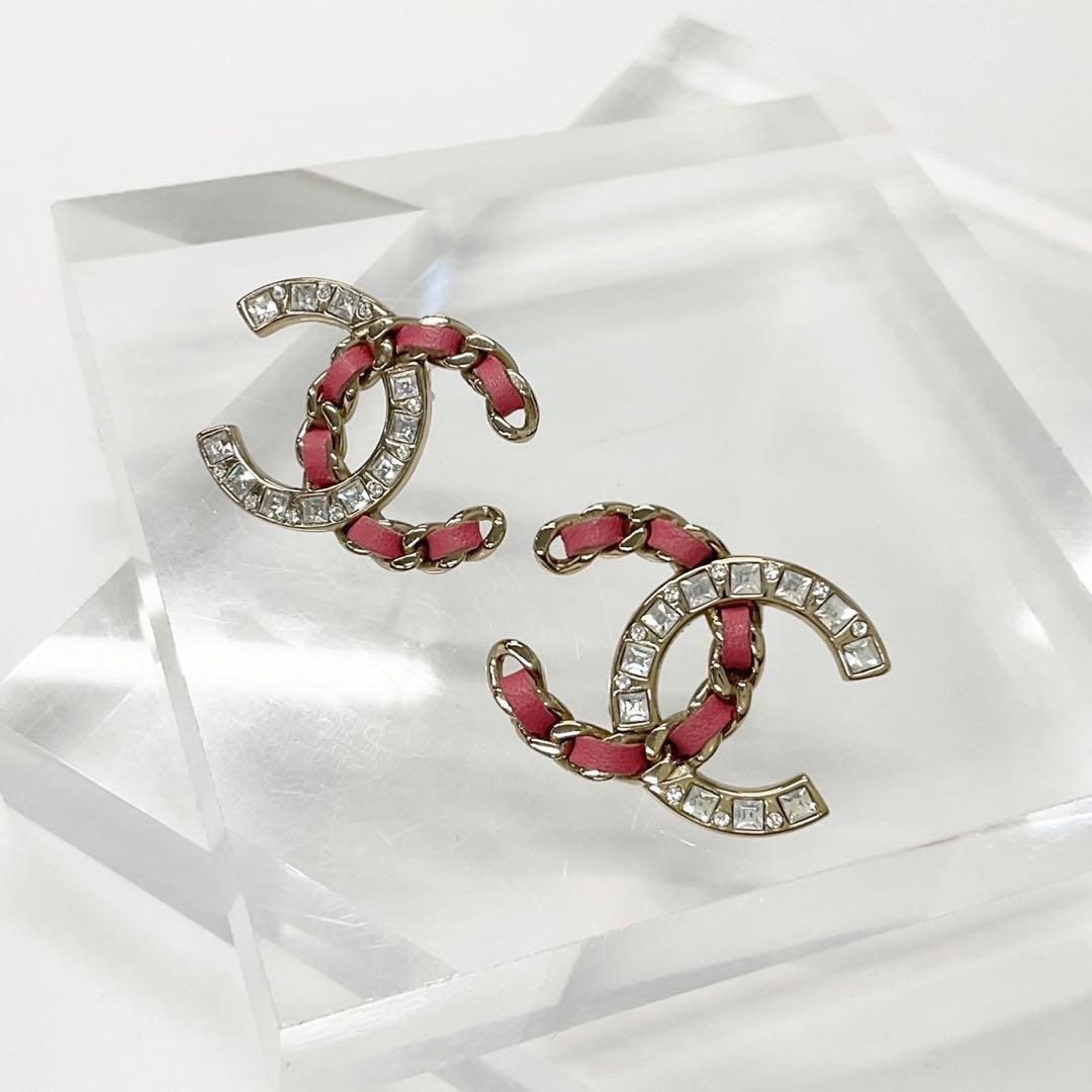 Chanel Earrings CC Logo Rhinestone Gold Pink — view 2