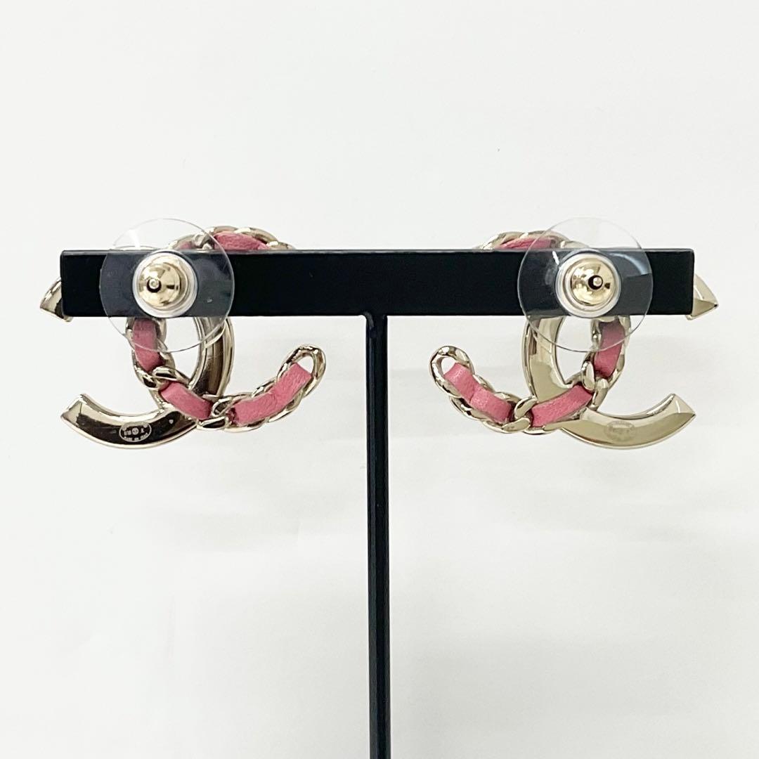 Chanel Earrings CC Logo Rhinestone Gold Pink — view 8