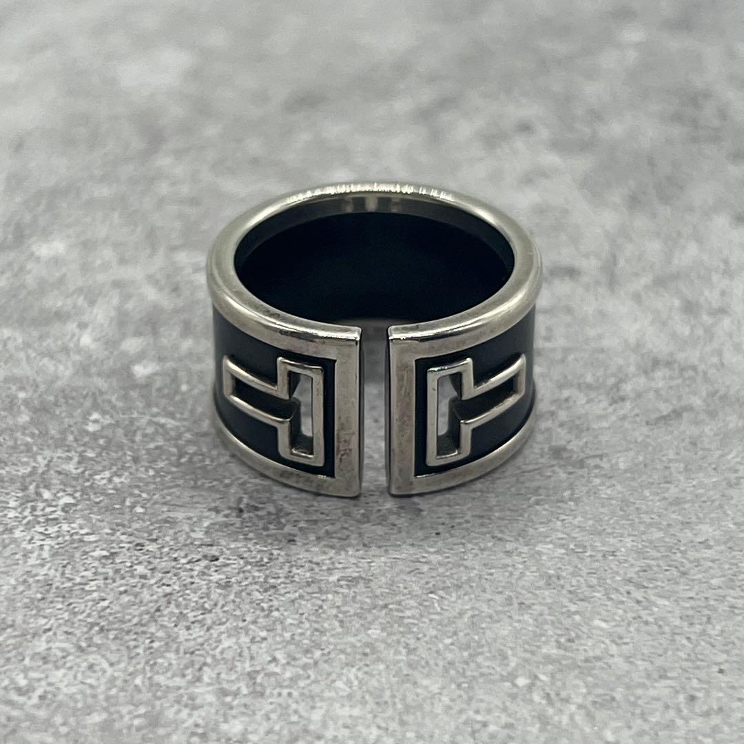 Tiffany & Co T Cutout Ring
