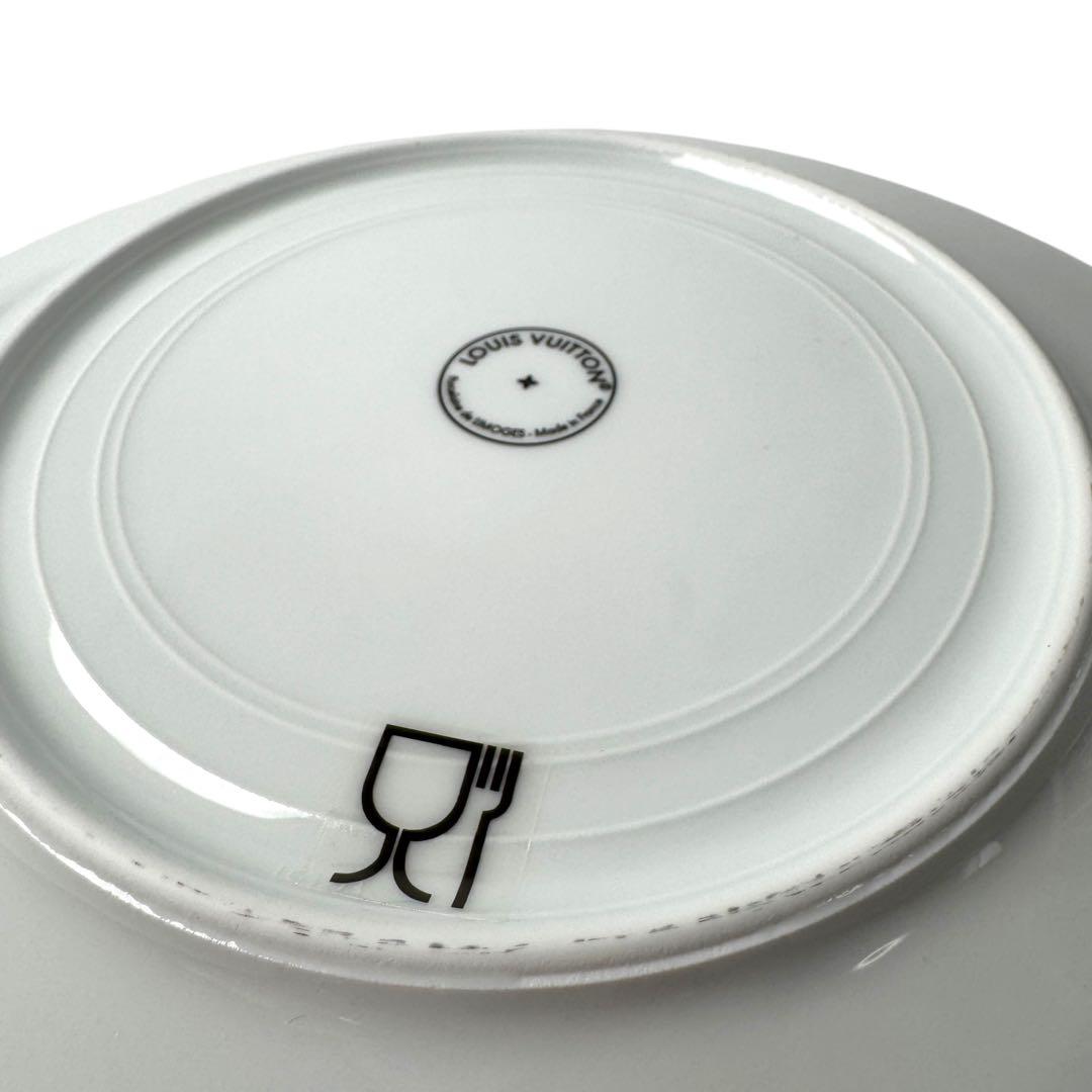 Louis Vuitton LV Monogram Flower Tile Dinner Plate — view 4