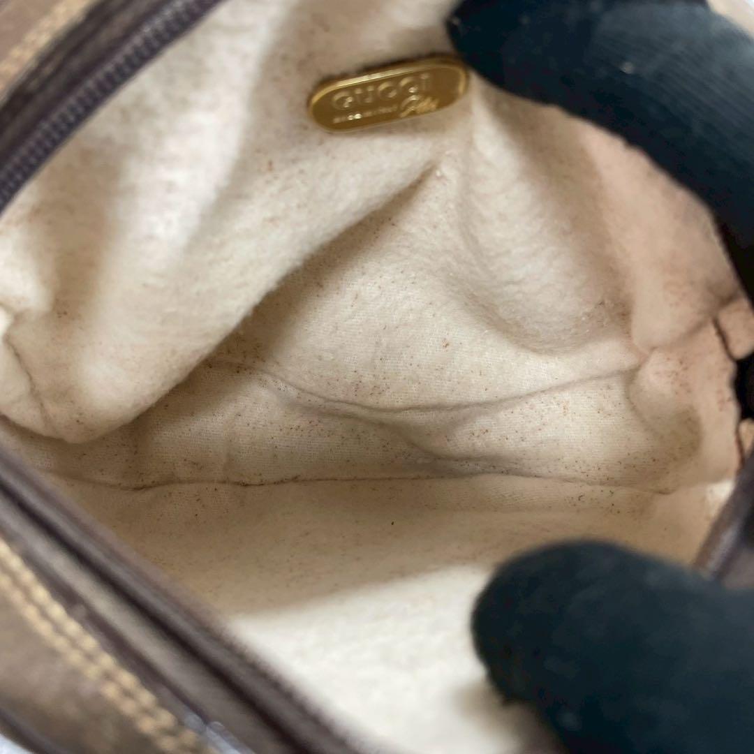 Gucci GG Shoulder Bag Brown Beige Logo Leather — view 5
