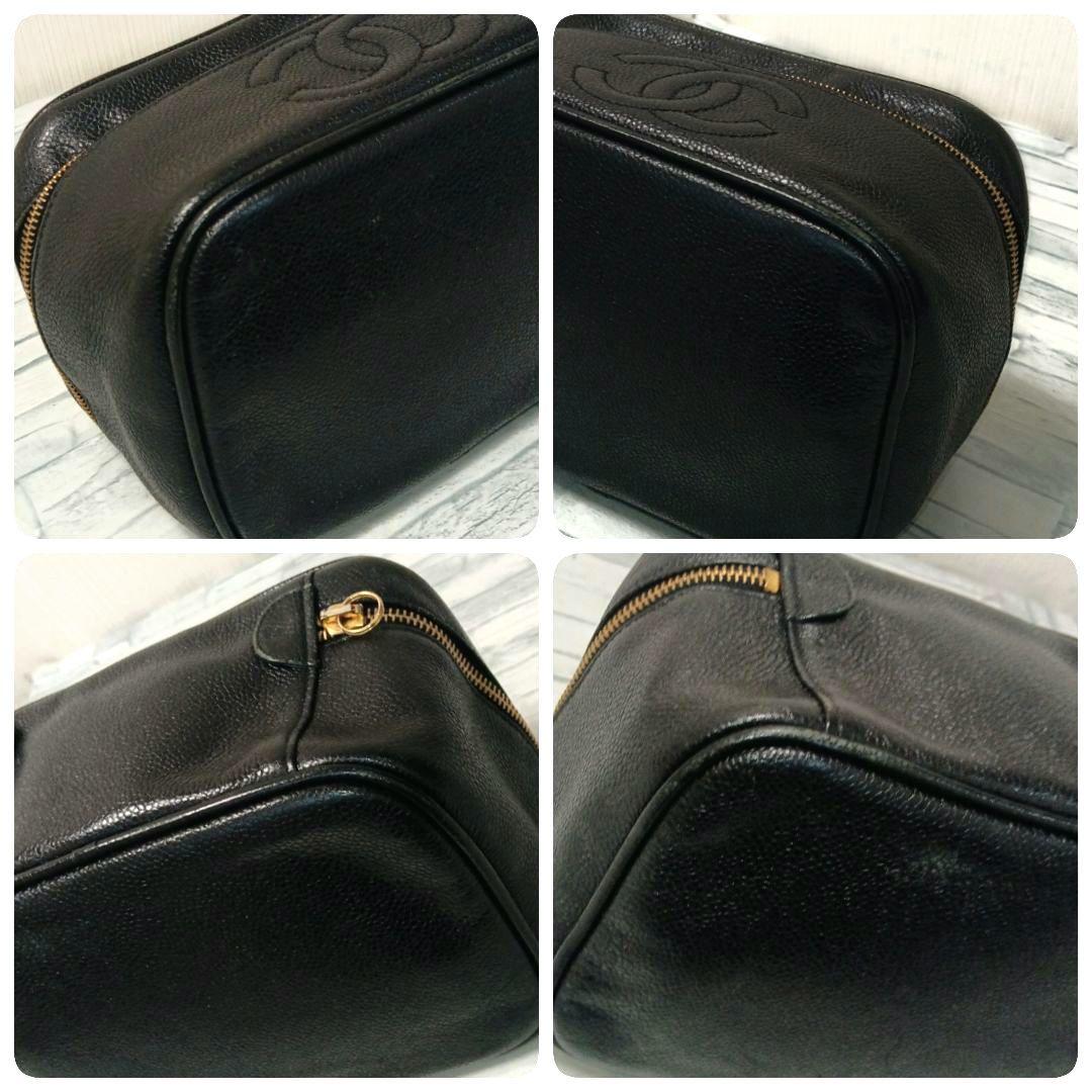 Chanel Vanity Pouch Caviar Leather Black CC Logo — view 5