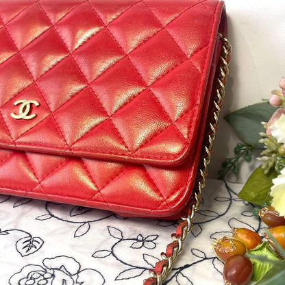 Chanel Chain Wallet Quilted — view 4