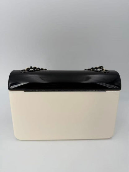 Chanel Acrylic Chain Shoulder Bag Black White — view 2