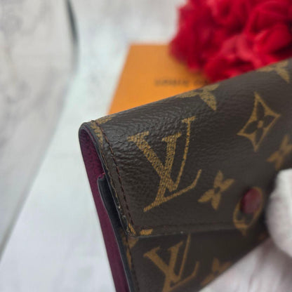 Louis Vuitton Portefeuille Victorine Monogram Fold Wallet — view 4