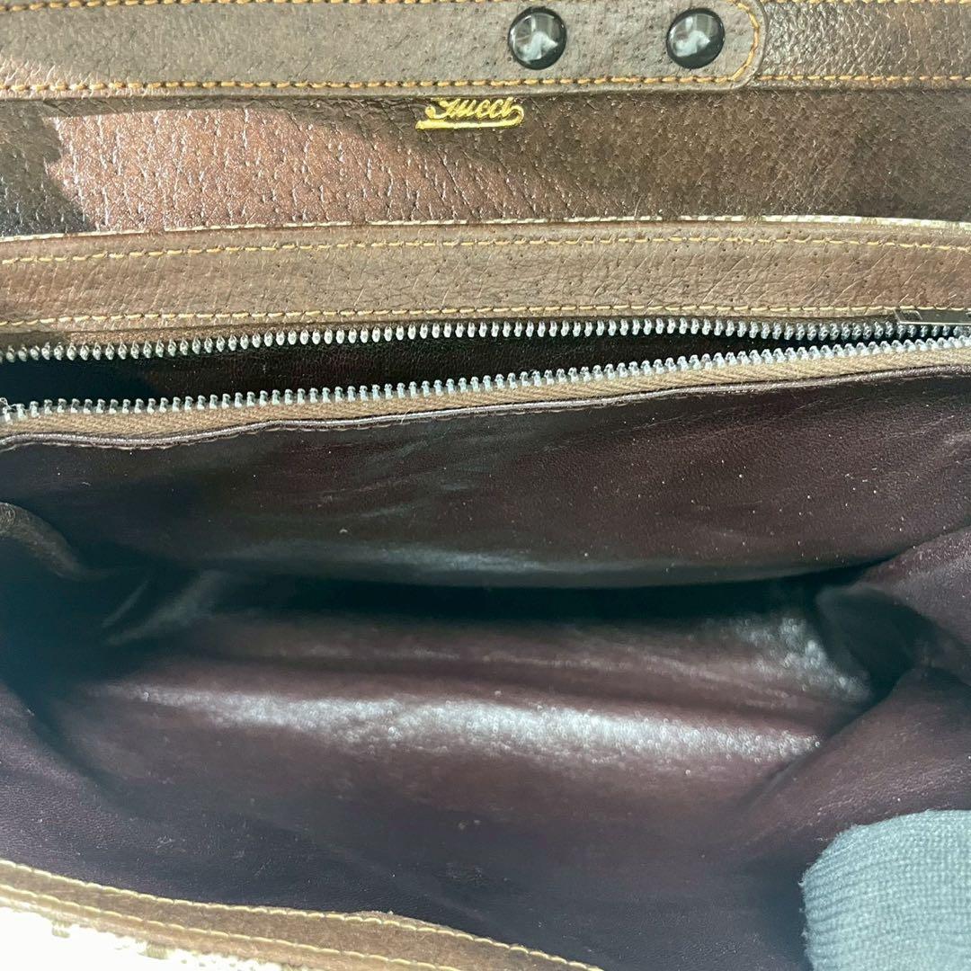 Gucci GG Shoulder Bag Brown Beige Leather Logo — view 5