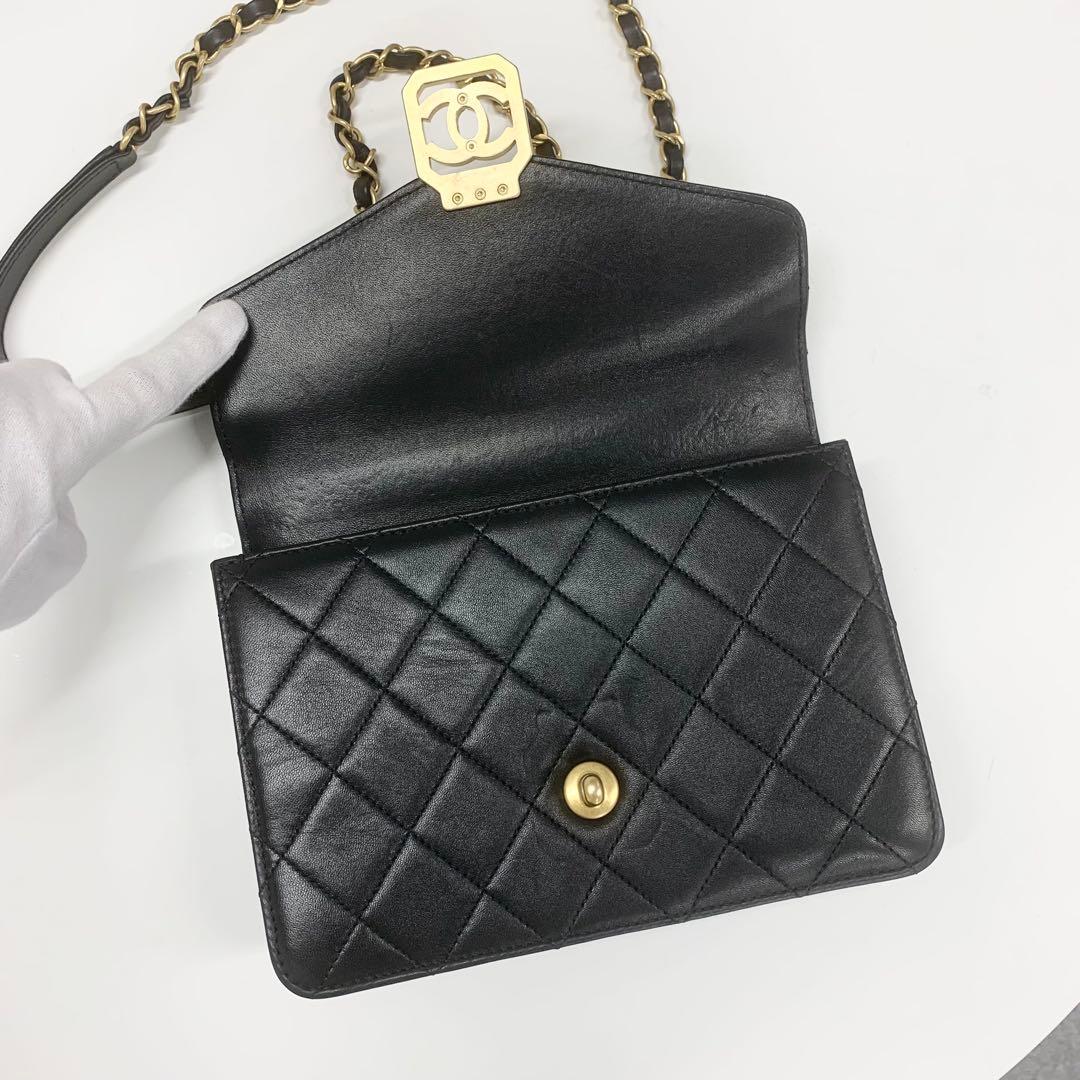 Chanel Quilted Turnlock CC Logo Chain Shoulder Bag — view 6