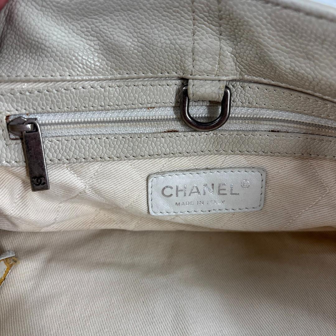 Chanel Caviar Skin Coco Mark Chain Shoulder Bag White