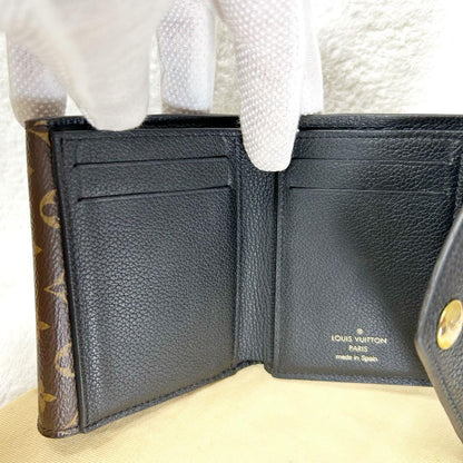 Louis Vuitton Portefeuille Douvre V Compact Trifold Wallet