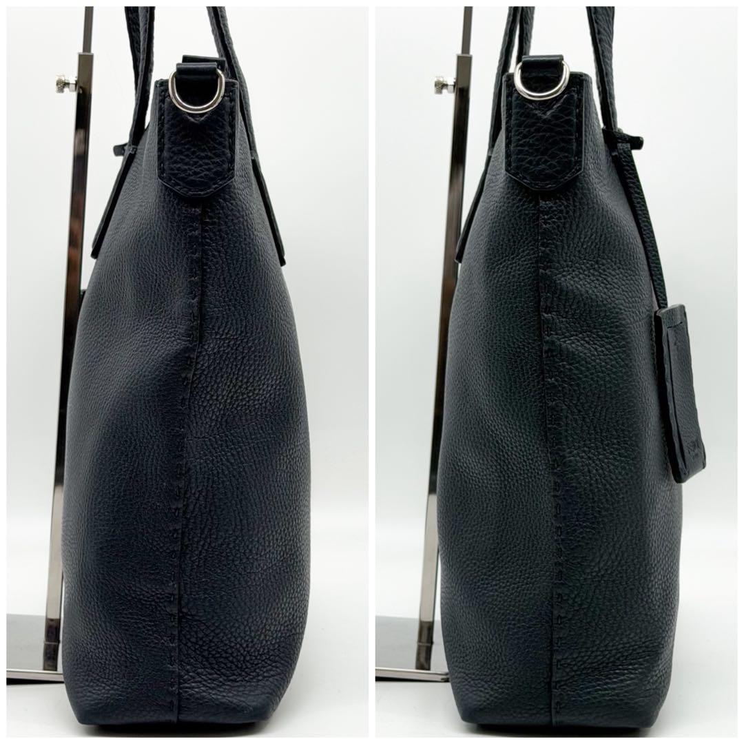 Fendi Selleria Peekaboo Tote Bag Navy 2-Way — view 6