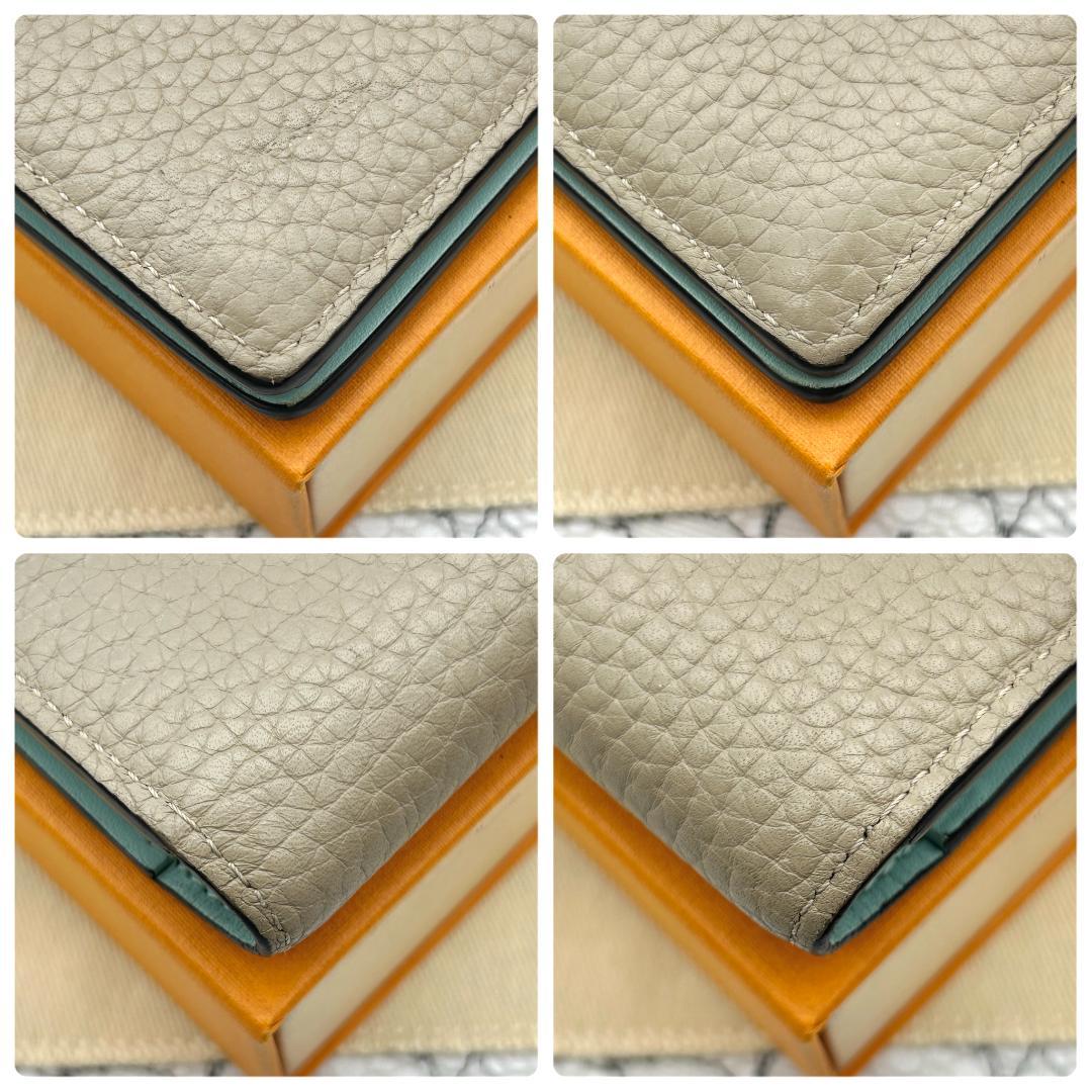 Louis Vuitton LV Vertical Wallet Capucines — view 5