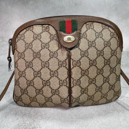Gucci GG Sherry Line Shoulder Bag Brown Leather Logo — view 2