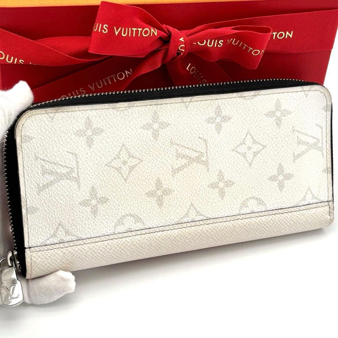 Louis Vuitton Wallet White Taigarama Zippy Vertical