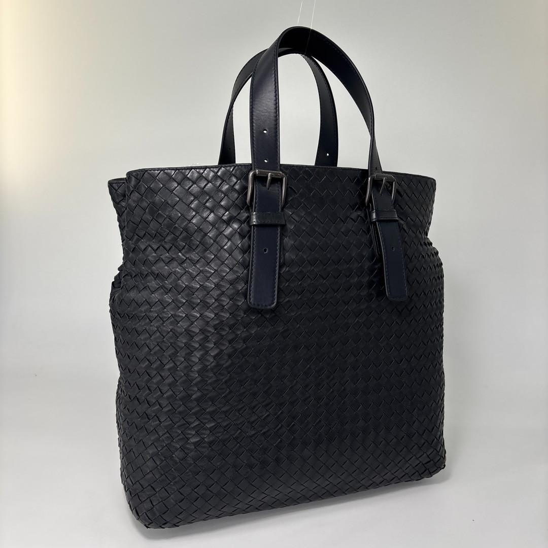 Bottega Veneta Super Intrecciato Black Tote — view 3