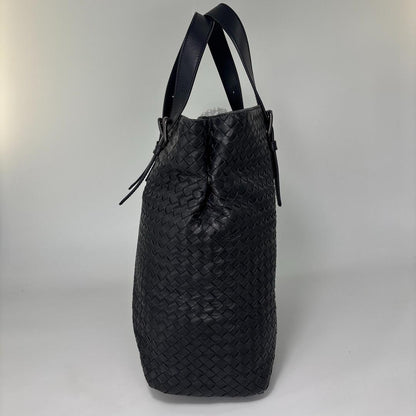 Bottega Veneta Super Intrecciato Black Tote — view 4
