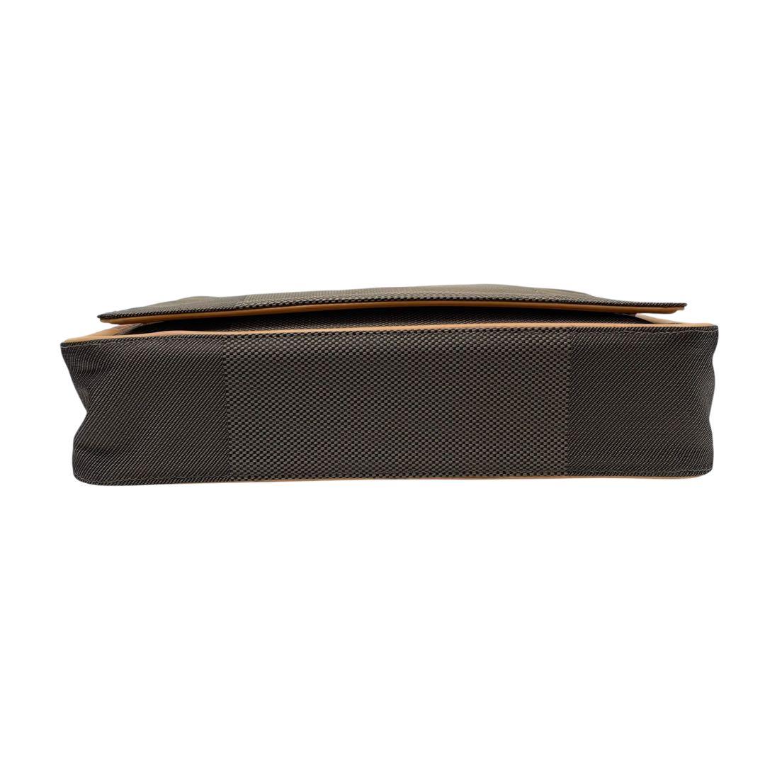 Louis Vuitton Damier Geant Messager Shoulder Bag — view 4