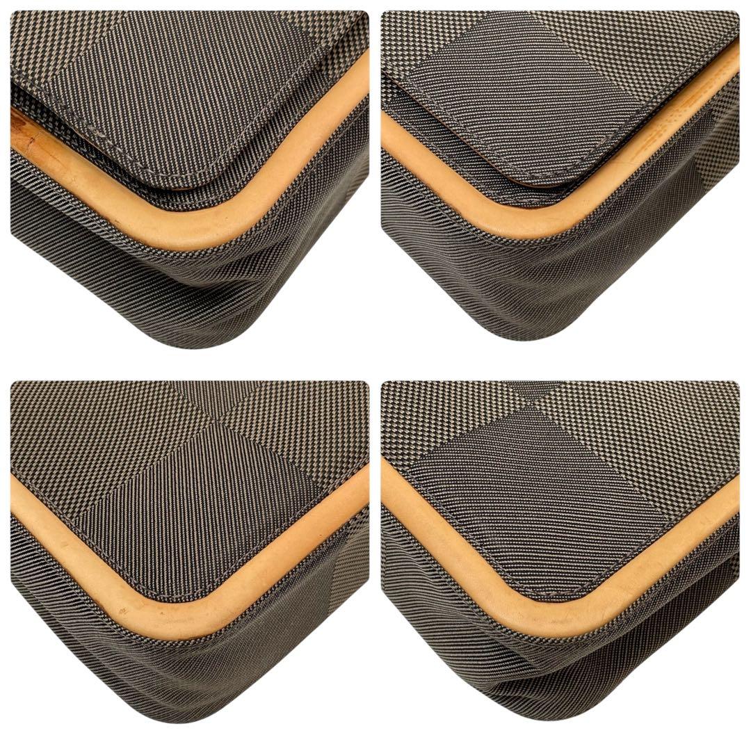 Louis Vuitton Damier Geant Messager Shoulder Bag — view 5