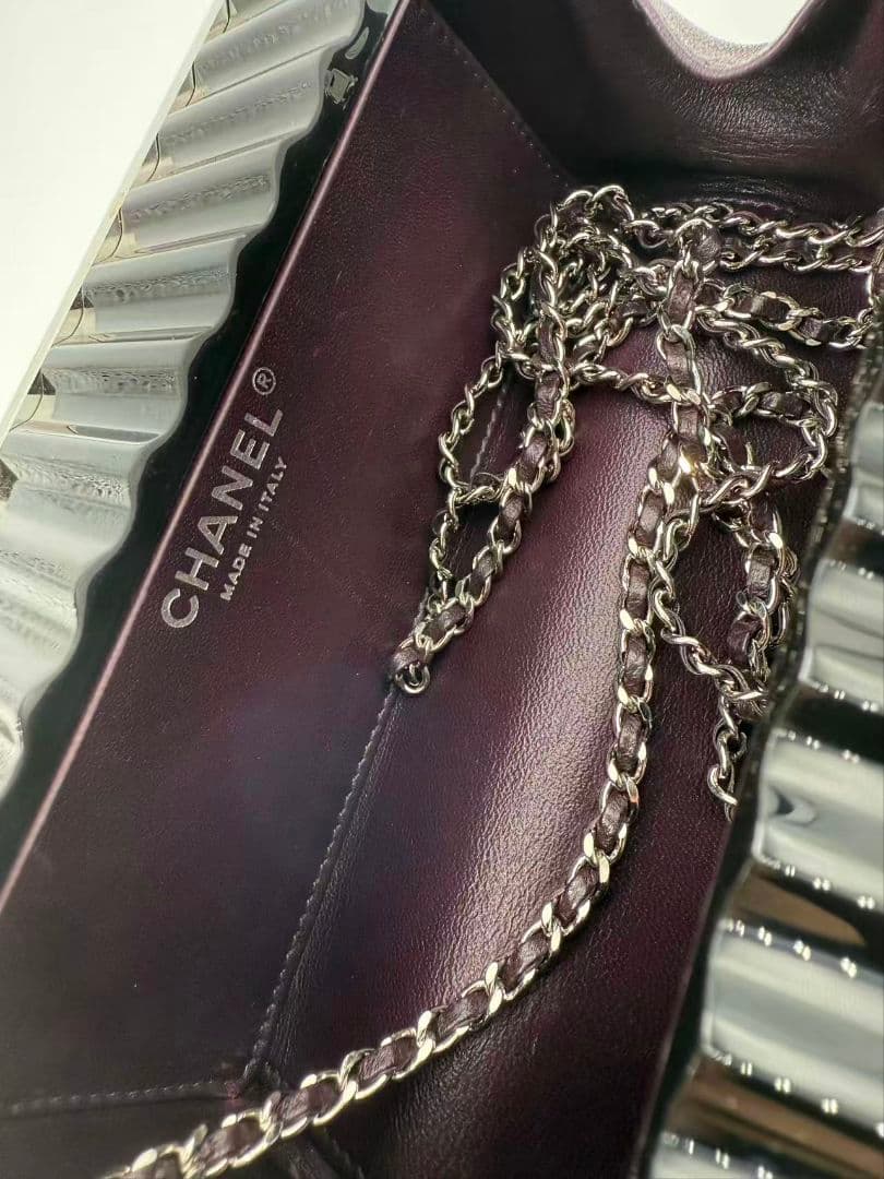 Chanel Paris Hamburg Container Bag — view 6