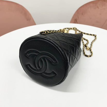 Chanel CC Logo Lambskin Chain Drawstring Shoulder Bag Black — view 4