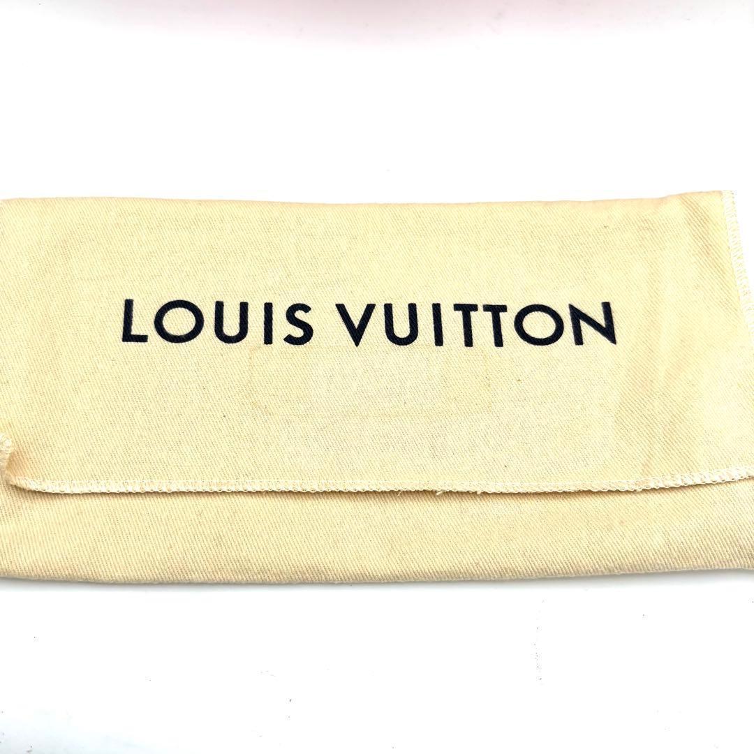 Louis Vuitton Zippy Wallet Tourterelle le Cles Leather — view 9