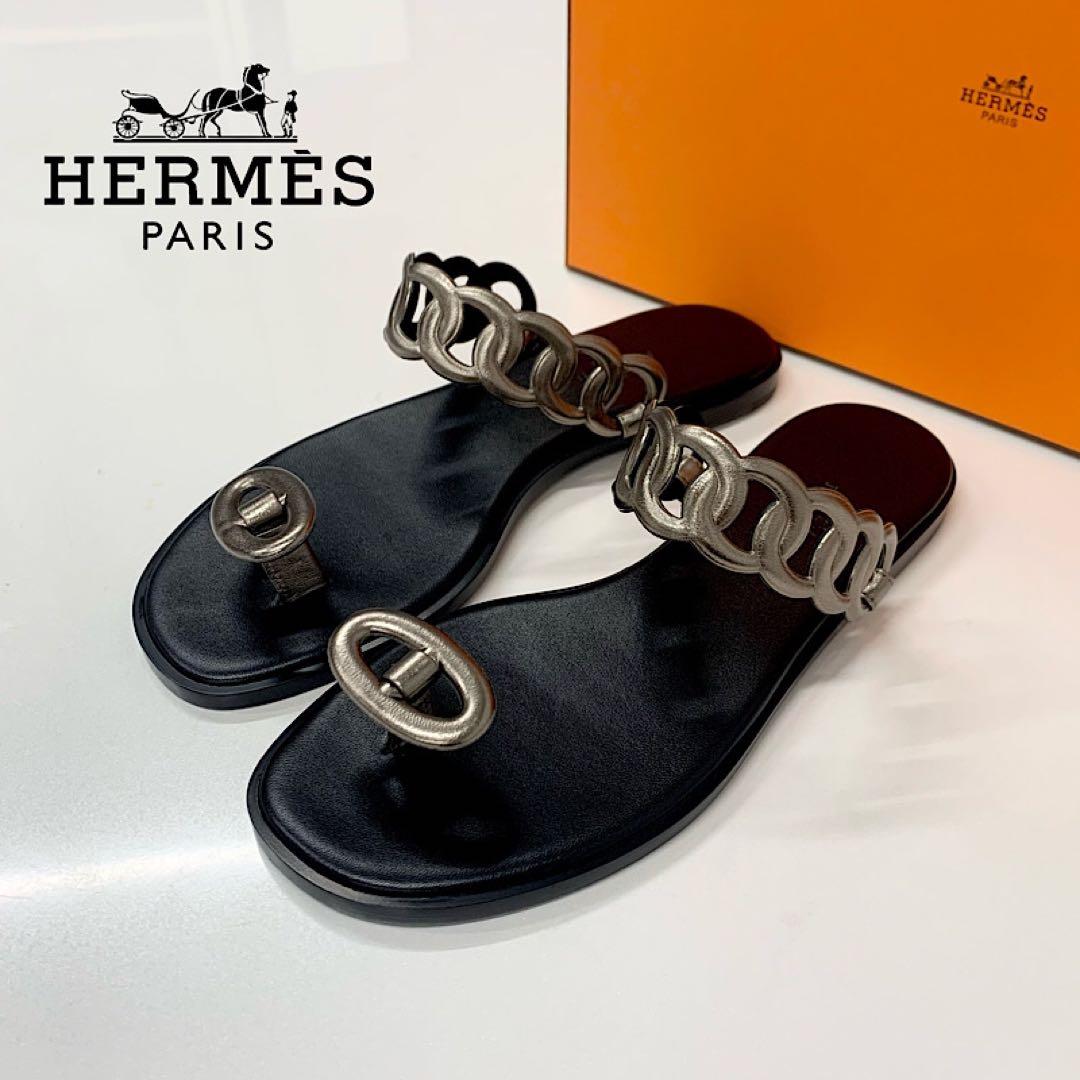 Hermes Eos Chaine D'ancre Leather Flat Sandals Black