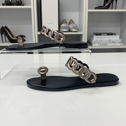 Hermes Eos Chaine D'ancre Leather Flat Sandals Black — view 3