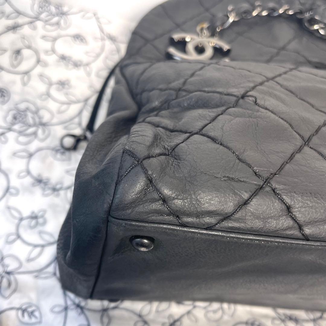 Chanel Shoulder Tote Coco Charm Quilted — view 3