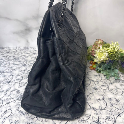Chanel Shoulder Tote Coco Charm Quilted — view 5