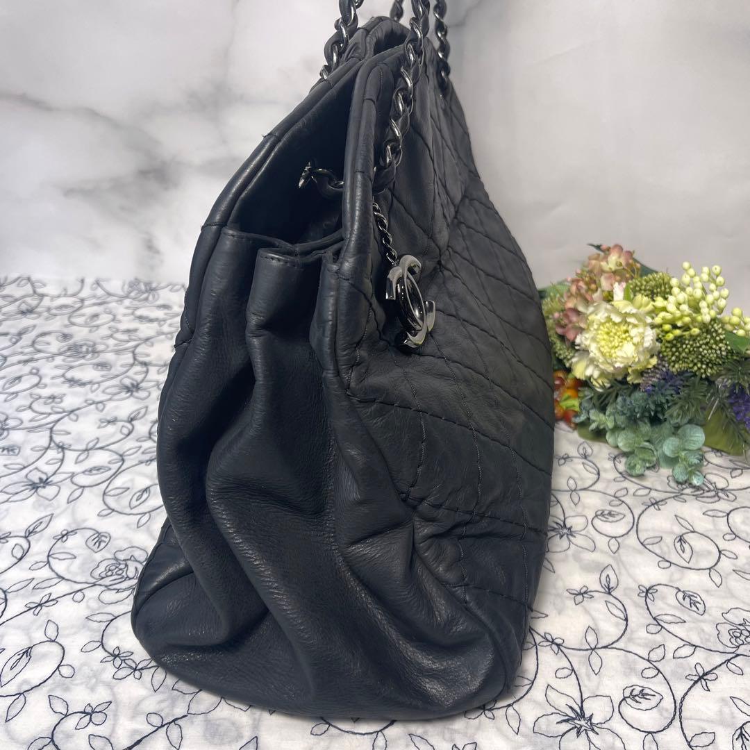 Chanel Shoulder Tote Coco Charm Quilted — view 6
