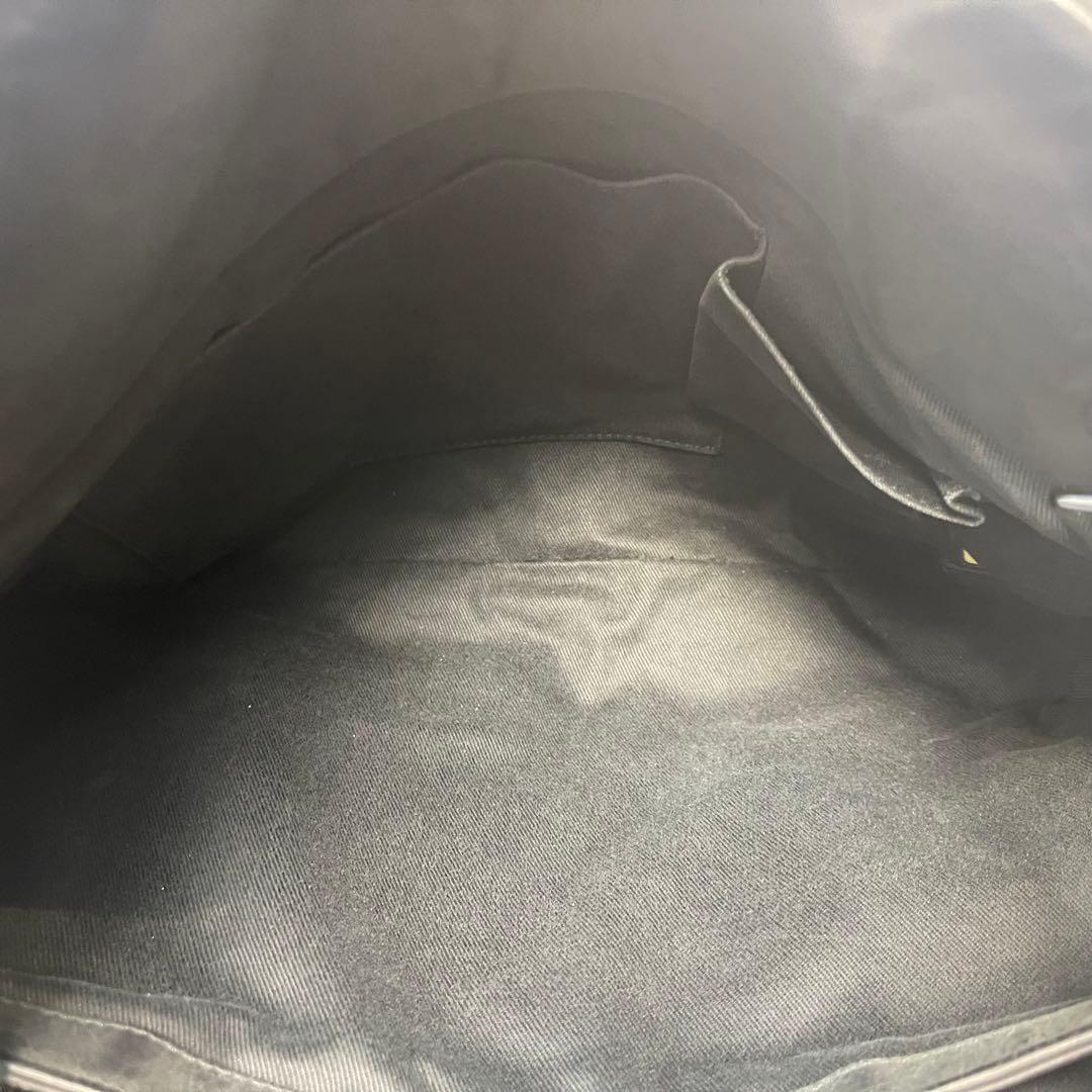 Chanel Shoulder Tote Coco Charm Quilted — view 9