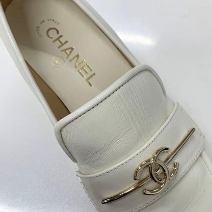 Chanel Coco Mark Leather Loafers White