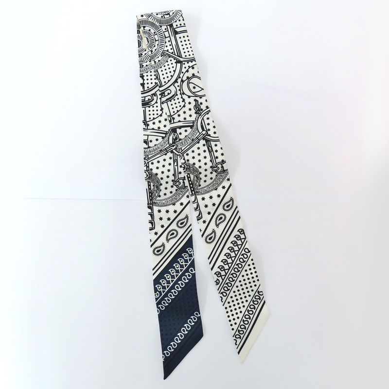 Hermes Twill Apron Lingle 062978s Blanc Marine Noir Black Silk Scarf