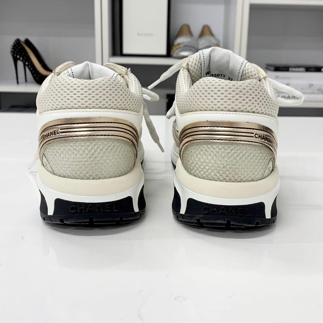 Chanel CC Logo Mesh Leather Sneakers Beige — view 5
