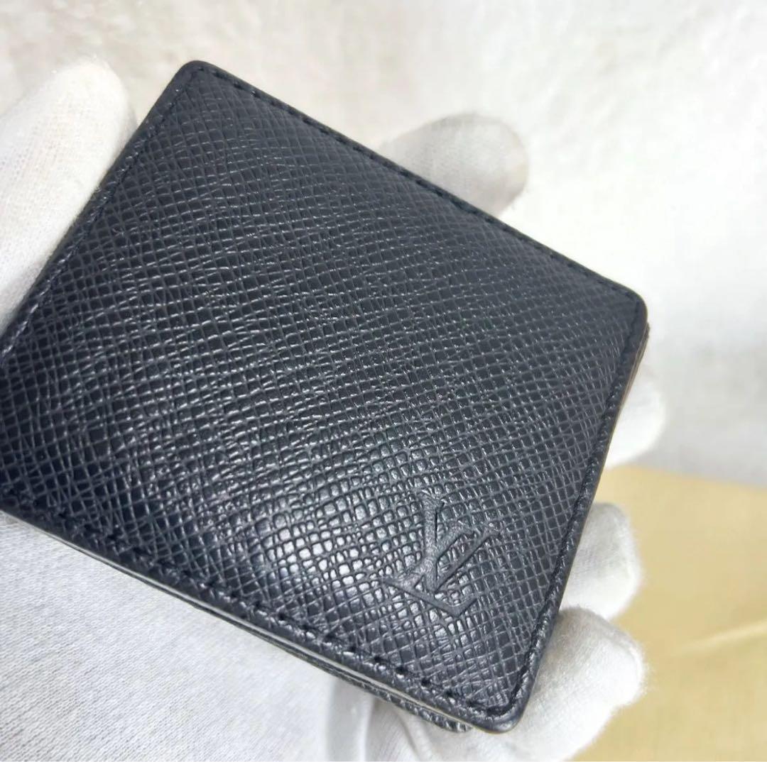 Louis Vuitton Taiga Coin Case Porte Monet Boite Coin Purse